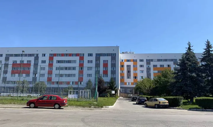 Життя в гуртожитку: Переваги та виклики на шляху до самостійності