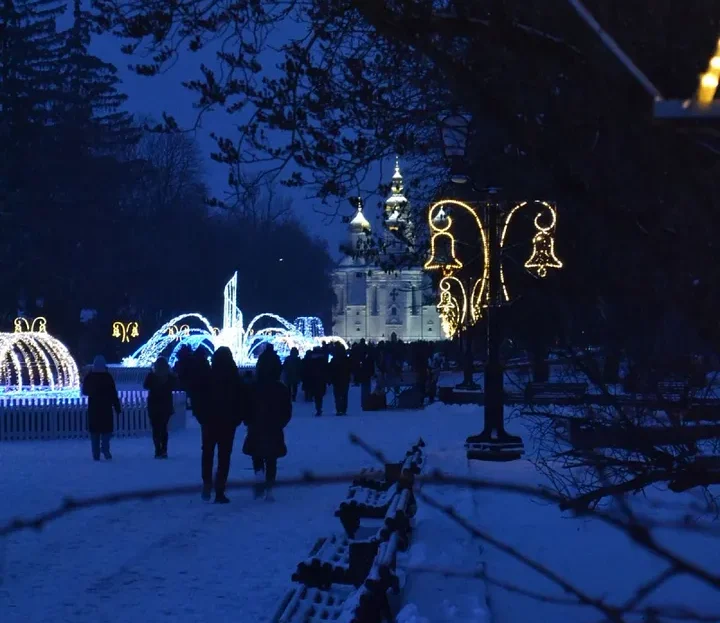 Новий рік у Чернігові: Традиції та святкування в умовах війни