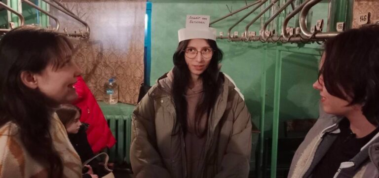 Освіта під час війни: про досвід студентки з Сум, яка навчається в укритті